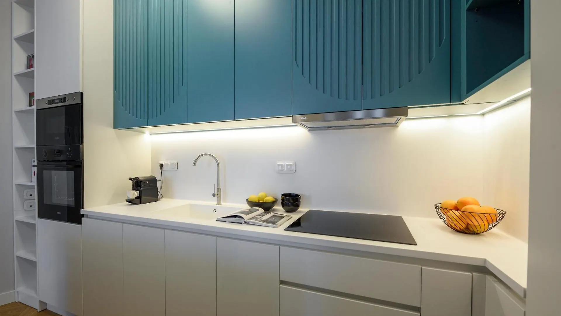 Queen Apartment Thessaloniki By Luxlikehome 0*,