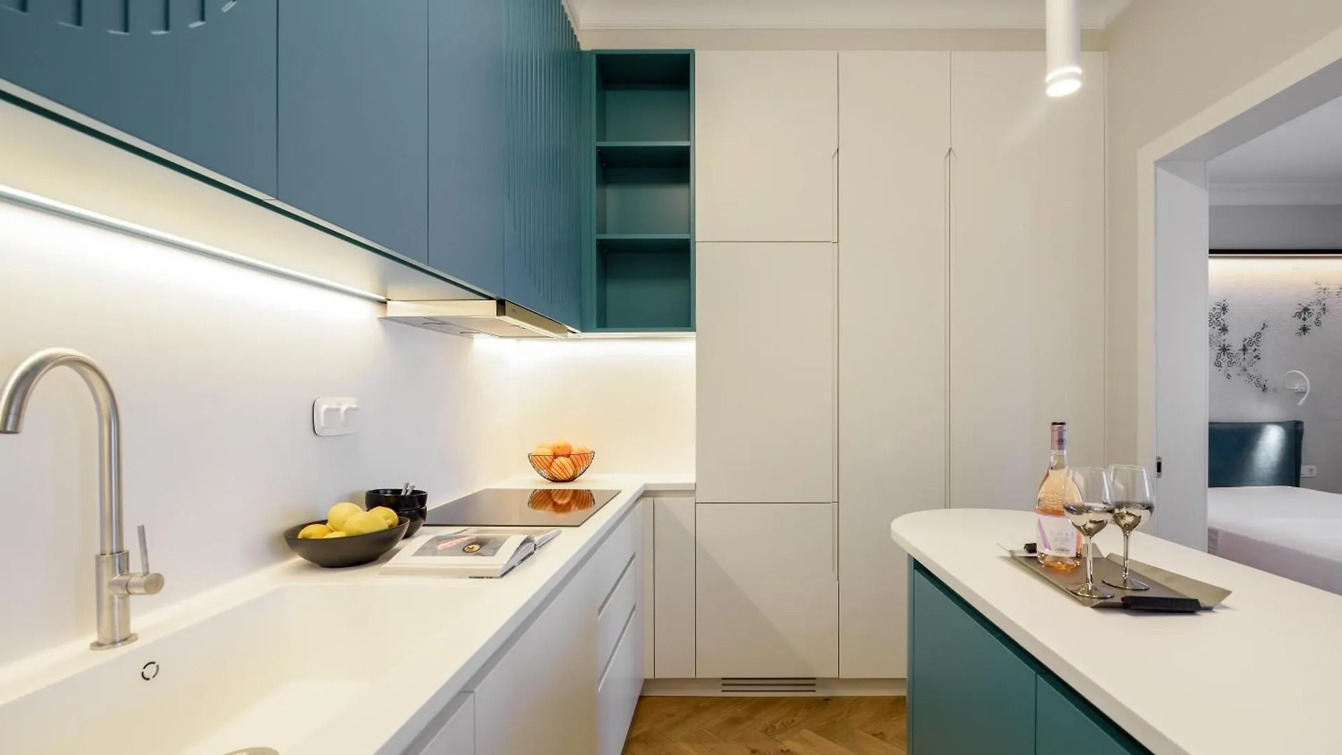 Queen Apartment Thessaloniki By Luxlikehome 0*,  Griekenland